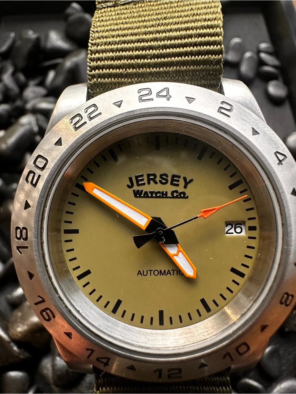 Men’s Olive Green Automatic Field Jacket-Style Watch. Explorer style SeikoMod NH